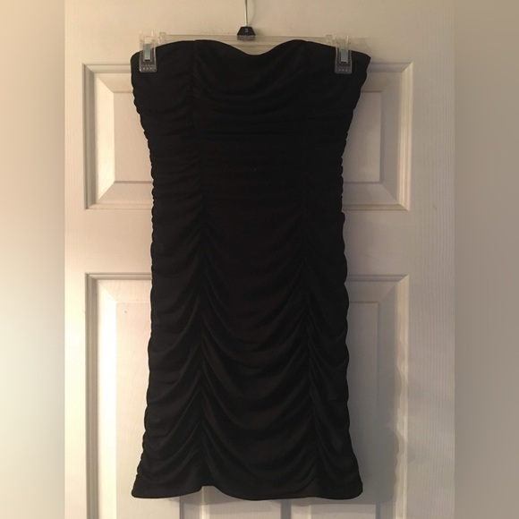Ruby Rox Strapless Tight Black Dress - Picture 1 of 2